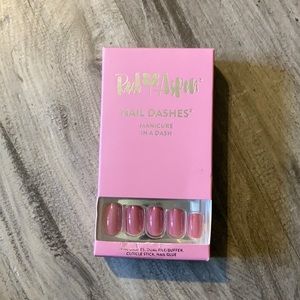 Red Aspen nail dashes - Rosa and raspberries